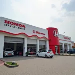 Modern Honda Service Center Exterior in Noida Sector 63